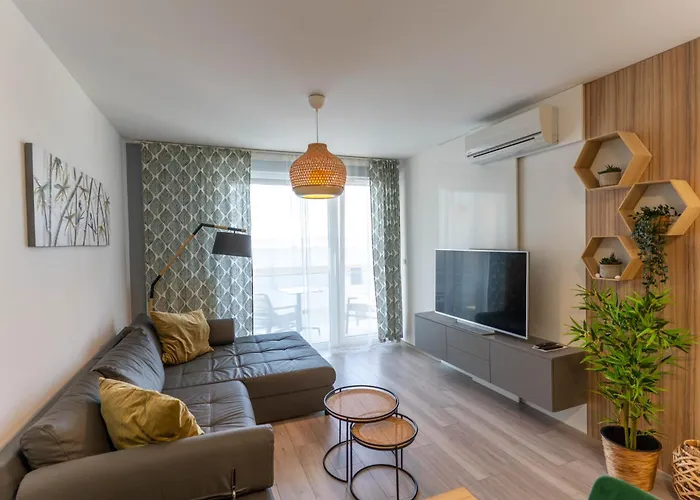 Sunset 408 Apartment *